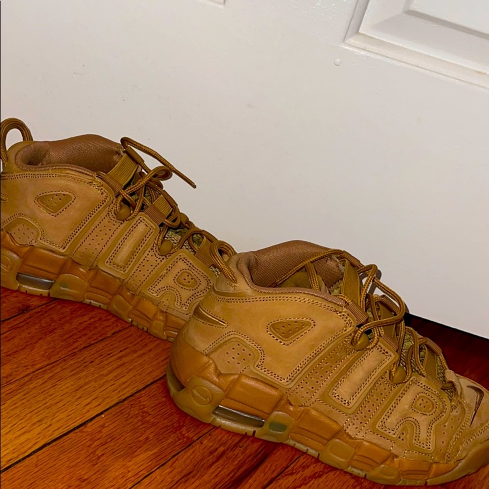 Nike Air More Uptempo (Grade School) - Picture 1 of 4